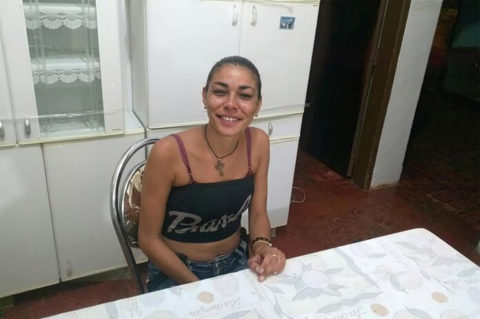 Josima da Silva, vítima de feminicídio na noite deste domingo em Lorea; acusado é preso (Foto: Arquivo Pessoal)