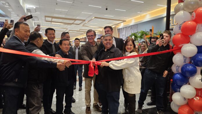 Nova unidade do Supermercado Shibata foi inaugurada em Guaratinguetá e reúne supermercado, mall com lojas e praça de alimentação; empreendimento gerou cerca de 300 empregos diretos
