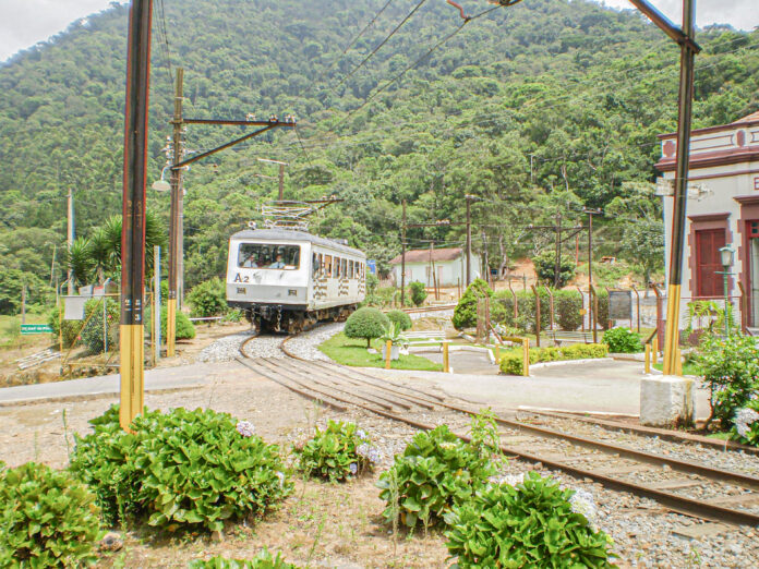 Trecho da Estrada de Ferro Campos do Jordão; Estado adia processo em projeto de R$ 315 milhões