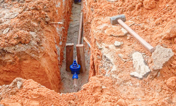Obra da Sabesp que foca plano para levar tratamento a bairros nunca assistidos em Pinda