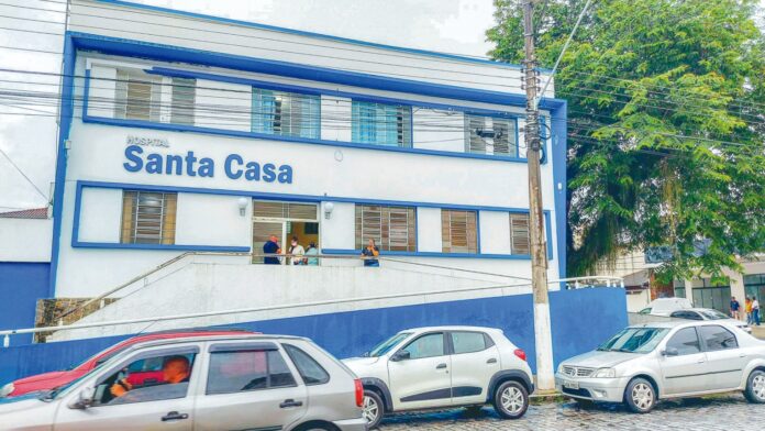 A Santa Casa de Cruzeiro, que passa por reformulação administrativa; Scamilla assume após Imaculada Guimarães (Foto: Arquivo Atos)